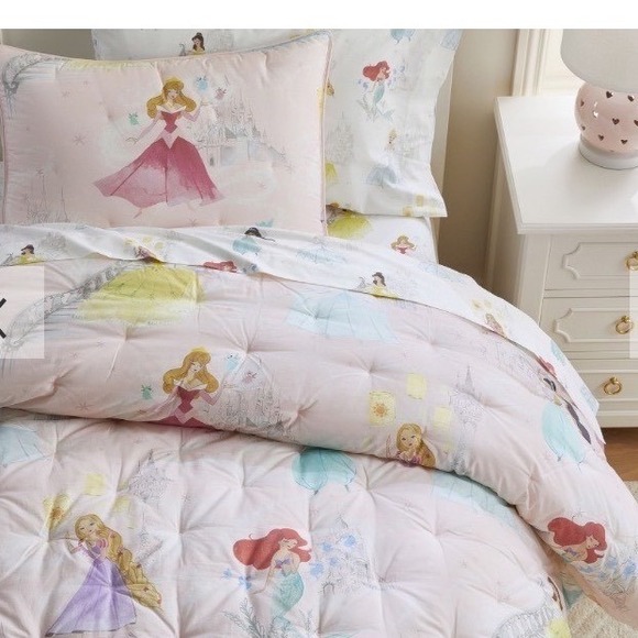 Pottery Barn Disney Princess Castles Comforter & Sham setSize Twin girls pink